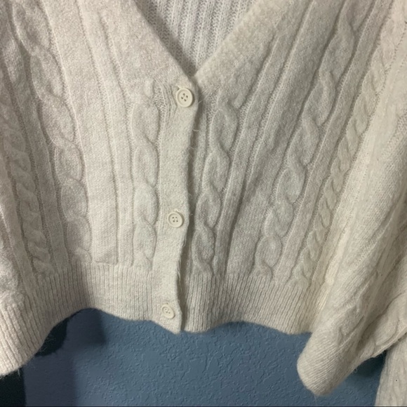 ASOS Oversized Cropped Ribbed Button Up Sweater - Picture 3 of 5